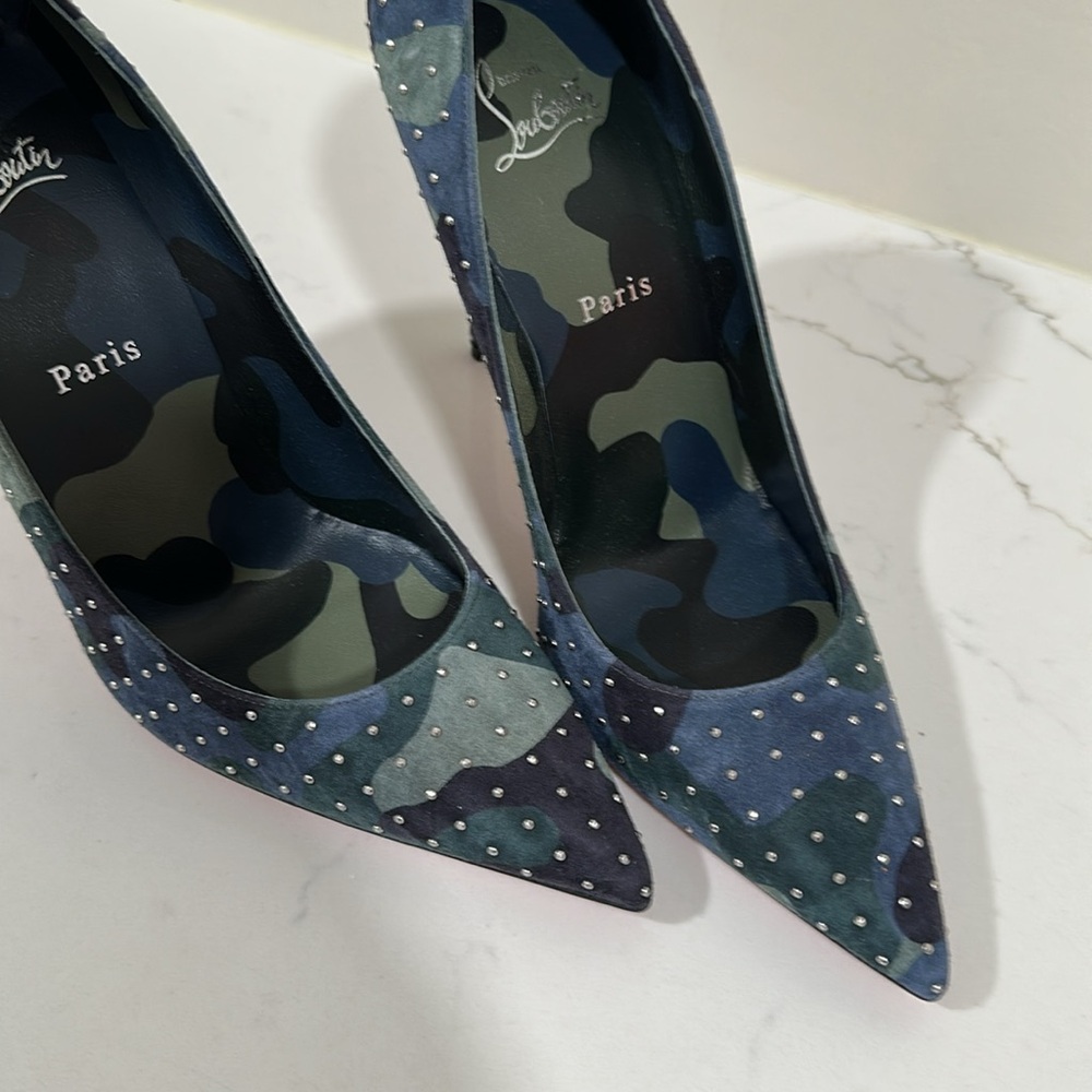 Christian Louboutin Camouflage Studded Pointed Toe Pumps with Red Soles - Picture 3 of 8